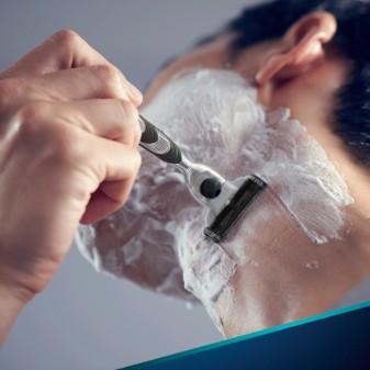 Gillette Mach3 Rasoio Manuale da Uomo a 3 Lame con Striscia