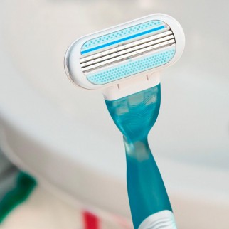 Gillette Venus Smooth Rasoio Manuale a 3 Lame per Depilazione - 1