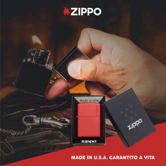 Zippo Accendino a Benzina Ricaricabile ed Antivento con Fantasia Red