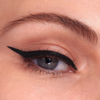Hyper Easy Eyeliner in Penna Colore 800 Nero Maybelline New York