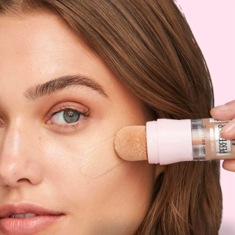 Instant Age Perfector Glow 4in1 05 Fair Light Cool Maybelline New York