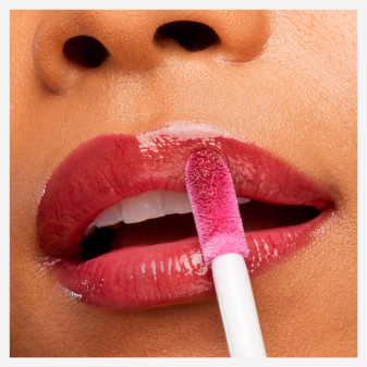 Lucidalabbra con Acido Ialuronico Colore 22 Peach Ring di Maybelline