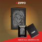 Immagine 6 - Zippo Accendino a Benzina Ricaricabile ed Antivento con Fantasia Clown Design - mod. 48914
