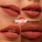 Immagine 2 - Maybelline New York SuperStay Teddy Tint Tinta Labbra Effetto Vellutato Stratificabile Colore 15 Skinny Dip - Flacone da 5ml