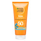 Immagine 1 - Garnier Ambre Solaire Kids Protect Protezione Latte SPF 50+ Molto Alta per Bambini - Flacone da 100ml