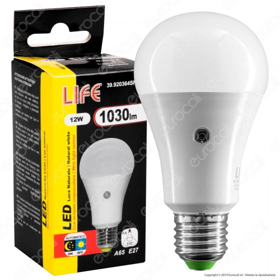 Life Lampadina LED E27 12W Bulb A65 con Sensore Crepuscolare - mod. 39.920364SN Life Lampadina LED E27 12W Bulb A65 con Sensore Crepuscolare - mod. 39.920364SN