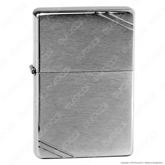 Accendino Zippo Mod. 230 Vintage Cromo Satinato - Ricaricabile Antivento Accendino Zippo Mod. 230 Vintage Cromo Satinato - Ricaricabile Antivento