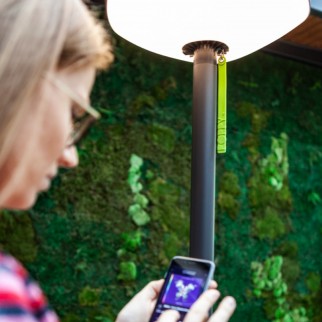 Lutec Lampada LED da Terra 8W con Pannello Solare e Speaker Bluetooth - mod. Poppy