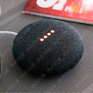 Kit Casa Intelligente con Google Home Mini e Lampadina E27 V-Tac Smart 15W RGB+W 4in1 Dimmerabile