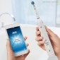 Immagine 3 - Spazzolini Elettrici Oral-B SmartSeries 5 5950 CrossAction 2 Manici Con 2 Testine Di Ricambio