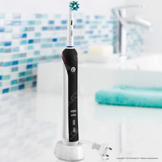 [EBAY] Oral B PRO 2 2950N CrossAction - 2 Spazzolini Elettrici Ricaricabili Braun Timer