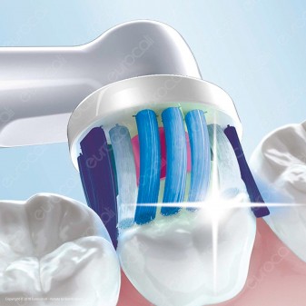 Oral B Spazzolini Elettrici Ricaricabili Smart 4 4900 - Confezione