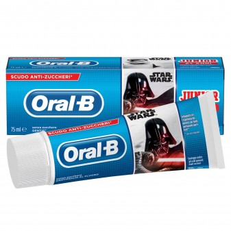 Kit Oral-B Spazzolino Elettrico Ricaricabile Vitality Star Wars + 4 Testine di Ricambio Stages Power + Dentifricio