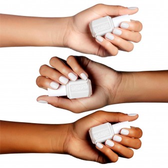 Essie Smalto a Lunga Tenuta dal Risultato Professionale Lucido Colore