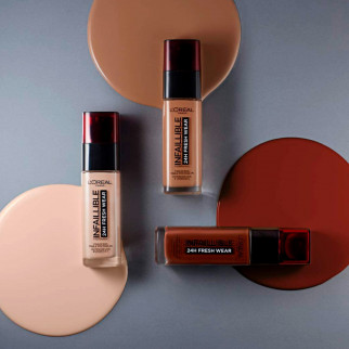 L'Oréal Paris Infaillible 24H Fresh Wear Fondotinta Liquido Coprente