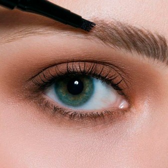 Maybelline New York Tattoo Brow Penna per Sopracciglia Colore 12
