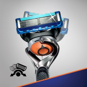 Gillette Fusion5 ProGlide Rasoio da Uomo - Blister con Rasoio e 9