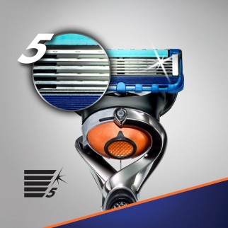 Gillette Fusion5 ProGlide Rasoio da Uomo - Blister con Rasoio e 9