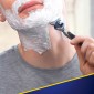 Immagine 3 - Gillette Fusion5 Proshield Rasoio con 5 Lame - Blister con Rasoio e 8