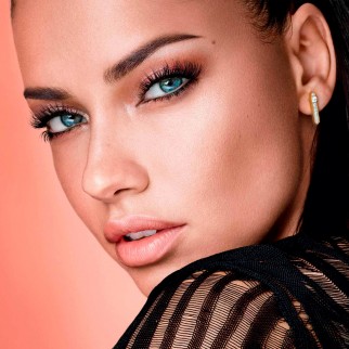 Maybelline New York Total Temptation Mascara Volumizzante Colore
