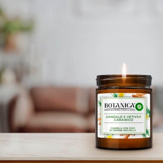 Air Wick Botanica Sandalo e Vetiver Caraibico Candela con cere di