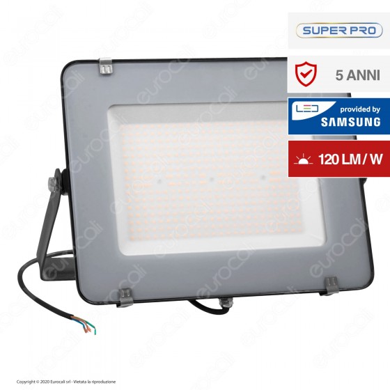 V-Tac PRO VT-206 Faro LED SMD 200W High Lumens Ultrasottile Chip Samsung da Esterno Colore Nero - SKU 778 / 779 V-Tac PRO VT-206 Faro LED SMD 200W High Lumens Ultrasottile Chip Samsung da Esterno Colore Nero - SKU 778 / 779