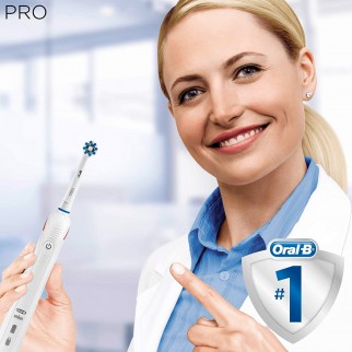 Oral-B Pro 2 2000 Spazzolino Elettrico Ricaricabile Bianco con