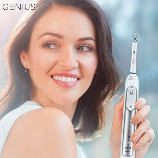 Oral-B Genius 8000N Spazzolino Elettrico Bluetooth Argento con