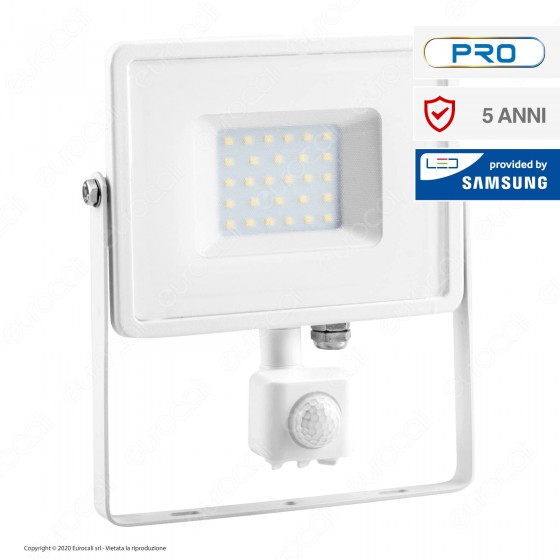 V-Tac PRO VT-30-S Faretto LED 30W Ultra Sottile Slim Chip Samsung con V-Tac PRO VT-30-S Faretto LED 30W Ultra Sottile Slim Chip Samsung con