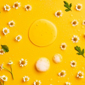 Nivea Naturally Good Detergente Doccia Olio in Gel alla Camomilla e