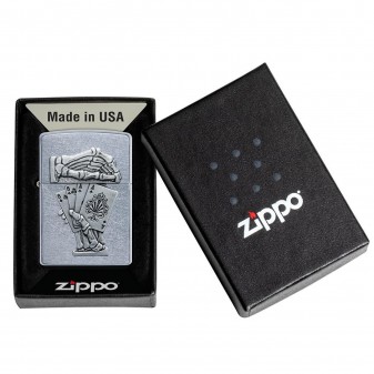 Accendino Zippo Mod. 49536 Dead Man's Hand Emblem - Ricaricabile