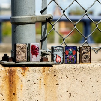 Accendino Zippo Mod. 49576 Zippo Flame - Ricaricabile Antivento