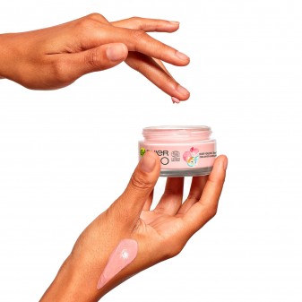 Garnier Bio Rosy Glow 3in1 Crema Anti Età Illuminante - Barattolo da
